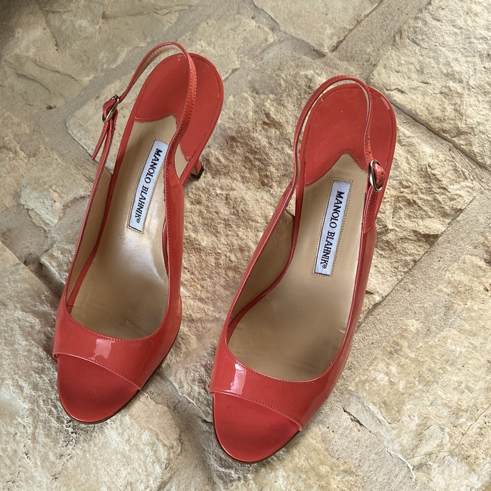 Manolo Blahnik beautiful peach, peep toe, sling back heels. European size 38 1/2